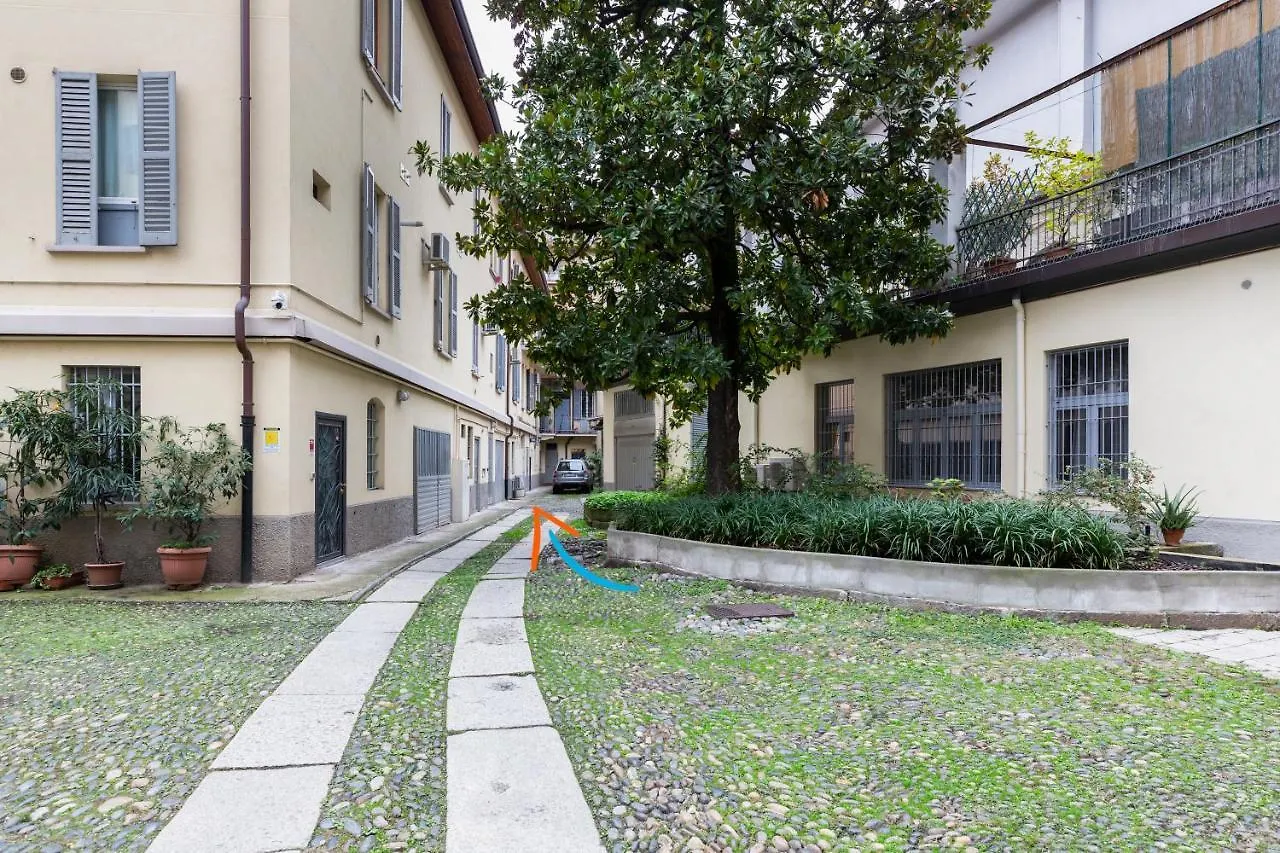 Just Home Sant'Agostino Mediolan Apartament