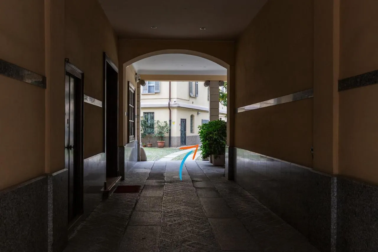 Just Home Sant'Agostino Mediolan Apartament